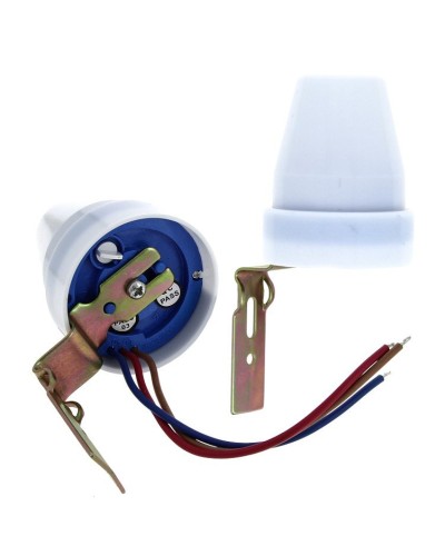 Фотореле PS-2 10А 2200Вт IP44 (fr-ps-2-10). Фотореле. EKF в Пскове