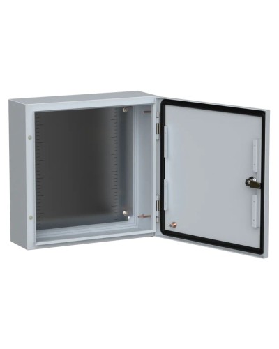 ЩМП-40.40.15 УХЛ1 IP66 400х400х150 TITAN 5 (TI5-10-N-040-040-015-66). Шкаф металлический с монтажной платой. IEK в Пскове