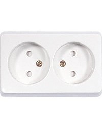 Розетка двойная открытой установки без з/к, бежевый, LK Standard (813601). Розетка без заземляющих контактов с защитными шторками. Экопласт в Пскове