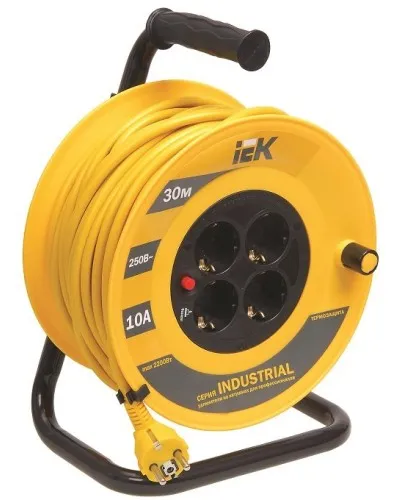 УК40 4 места, 40м (WKP15-16-04-40). Удлинитель на катушке Industrial. IEK в Пскове